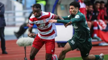 نتيجة مثيرة.. الإفريقي يتعادل مع الترجي ويتصدر الدوري مع النجم